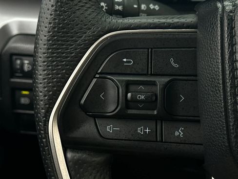 Used 2024 Toyota Tacoma TRD Off-Road image 30