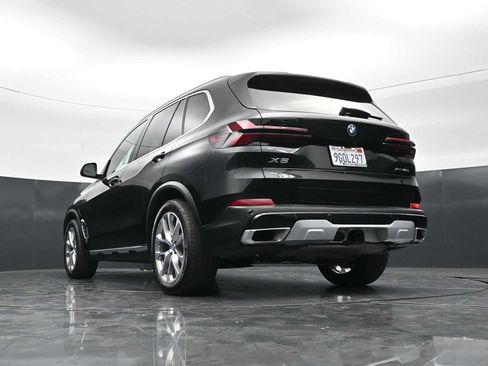Used 2024 BMW X5 xDrive50e w/ Premium Package AWD/4WD image 31