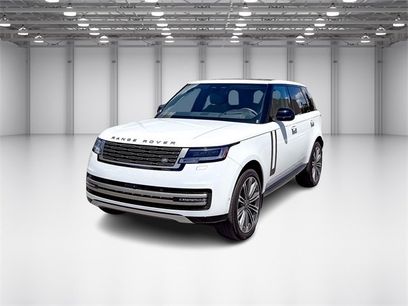 New 2025 Land Rover Range Rover SE
