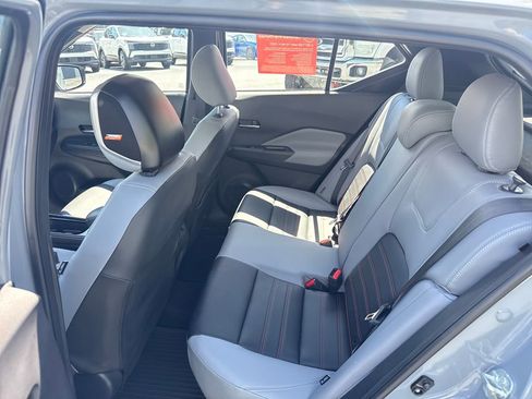Used 2023 Nissan Kicks SR w/ SR Premium Package FWD image 26