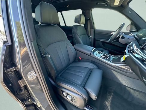 New 2027 BMW X7 M60i AWD/4WD image 23