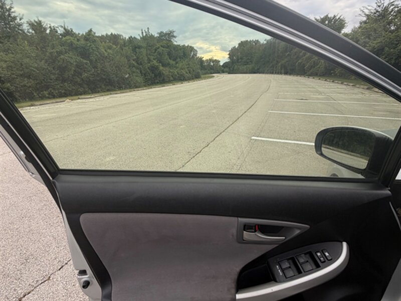 Used 2013 Toyota Prius Two FWD image 21
