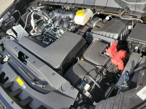 New 2026 Nissan Pathfinder SL AWD/4WD image 39