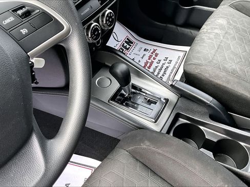 Used 2020 Mitsubishi Outlander Sport ES FWD image 18