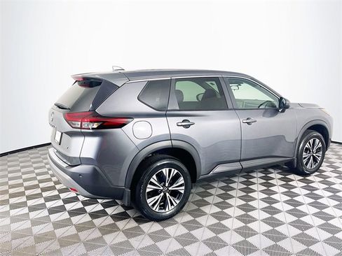 Used 2023 Nissan Rogue SV image 8