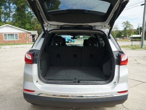 Used 2019 Chevrolet Equinox LT image 9