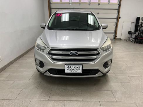 Used 2017 Ford Escape SE AWD/4WD image 14