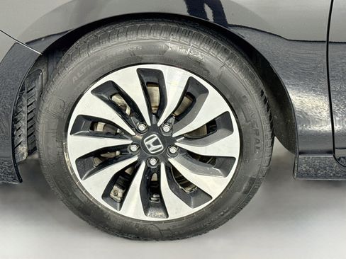 Used 2015 Honda Accord EX-L image 30