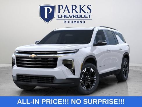 New 2027 Chevrolet Traverse LT w/ Sun and Wheel Package FWD image 3