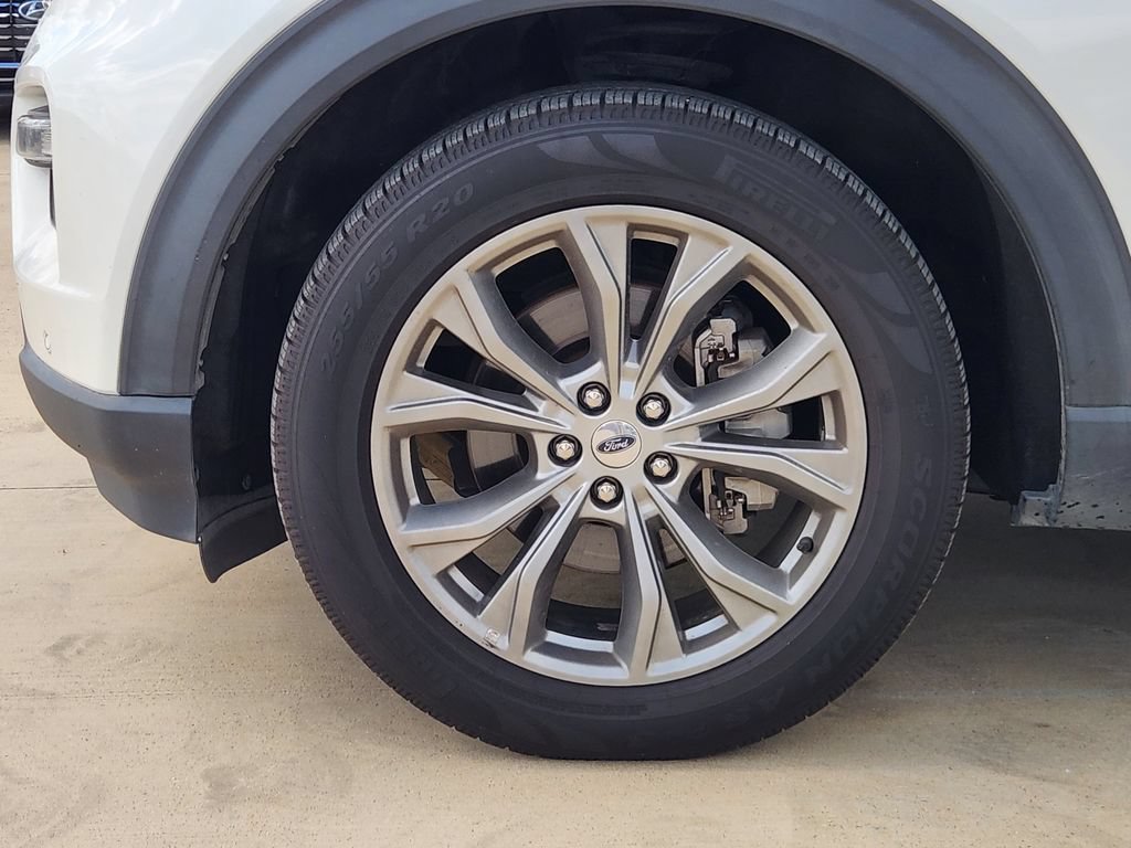 Used 2022 Ford Explorer Limited w/ Equipment Group 301A RWD image 12