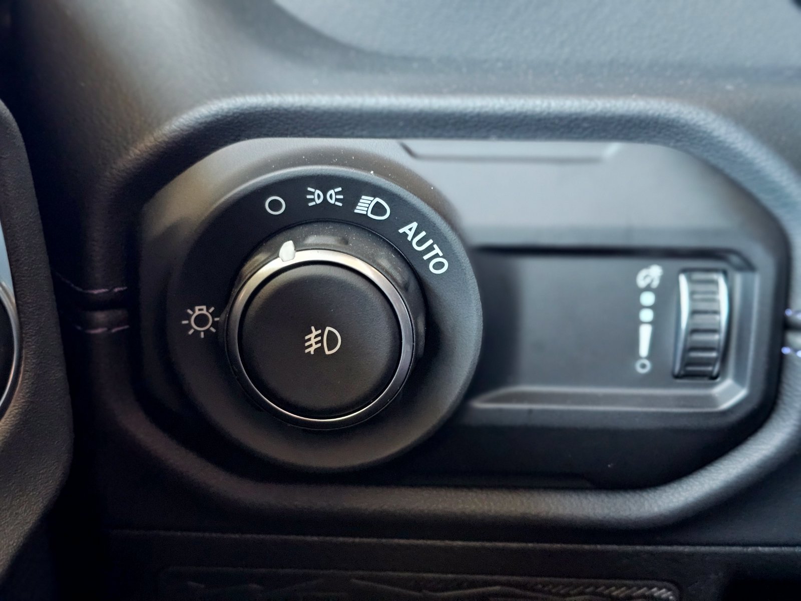 New 2026 Jeep Wrangler Unlimited Sport AWD/4WD image 28