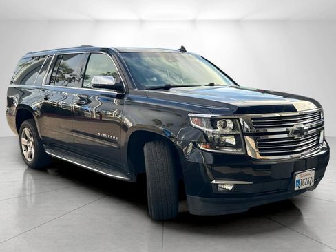 Used 2017 Chevrolet Suburban Premier image 1