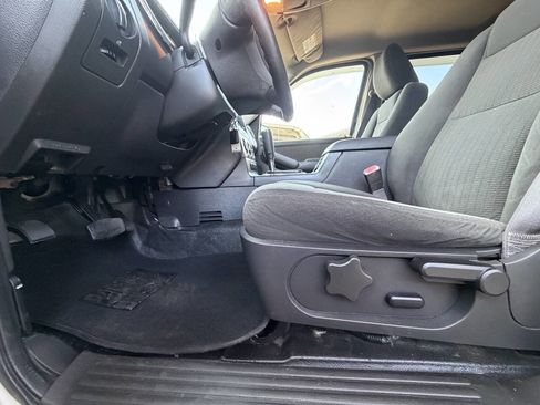 Used 2009 Ford Explorer Sport Trac XLT image 12