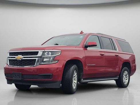 Used 2015 Chevrolet Suburban LT image 19