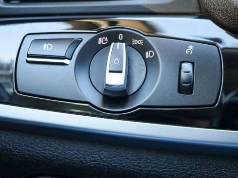 Used 2017 BMW X3 xDrive28i image 31