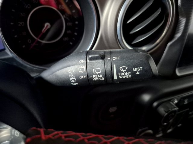 Used 2018 Jeep Wrangler Rubicon AWD/4WD image 21