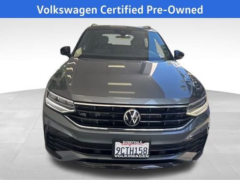 Certified 2022 Volkswagen Tiguan SE R-Line image 12