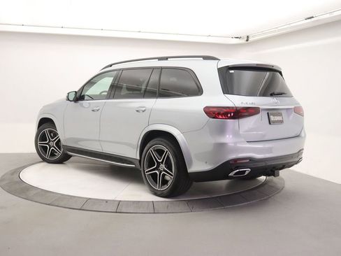 New 2026 Mercedes-Benz GLS 450 4MATIC image 2