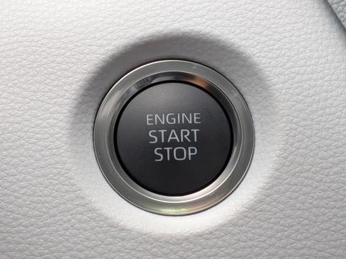 Used 2026 Toyota Corolla SE w/ SE Package FWD image 20