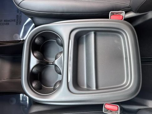 New 2027 Chrysler Pacifica Select FWD image 26