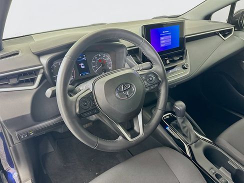 Used 2024 Toyota Corolla SE FWD image 9