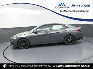 New 2026 Hyundai Elantra SEL Sport Premium FWD 360° Tour