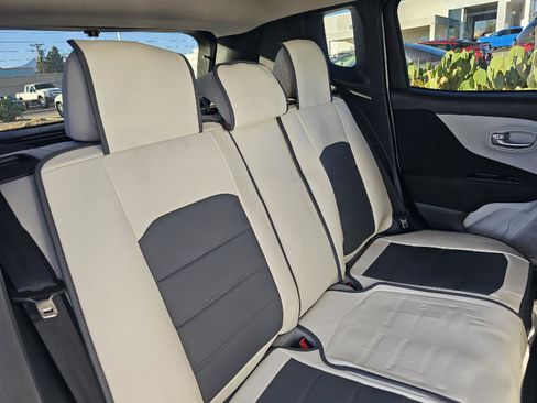 Used 2019 Jeep Renegade Latitude w/ Safety & Security Group II image 15