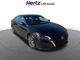 Used 2025 Nissan Altima 2.5 SV video 1