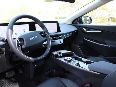 New 2023 Kia EV6 Wind image 23