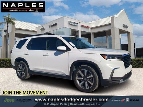 Used 2024 Honda Pilot Elite image 1