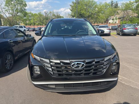 Used 2024 Hyundai Tucson Blue image 2