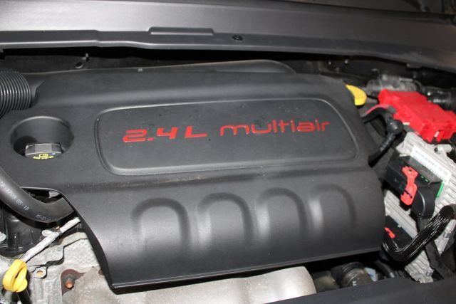 Used 2020 Jeep Compass Latitude w/ Cold Weather Group AWD/4WD image 27