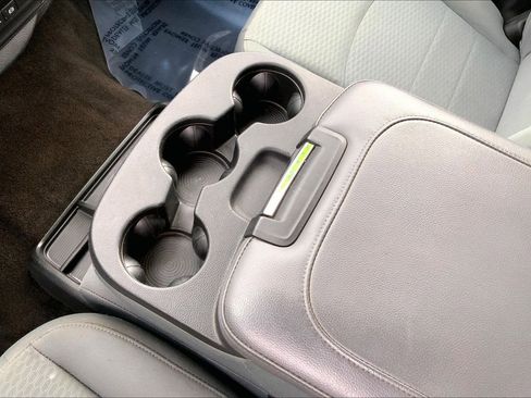 Used 2017 RAM 2500 SLT image 15