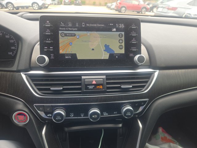Used 2021 Honda Accord Touring image 12