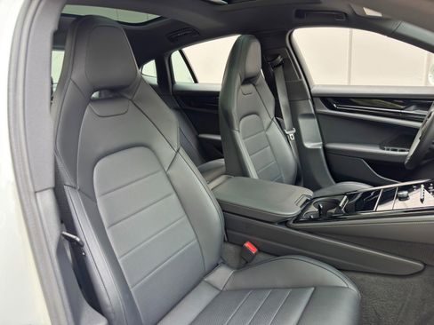 Used 2025 Porsche Panamera 4 AWD/4WD image 44