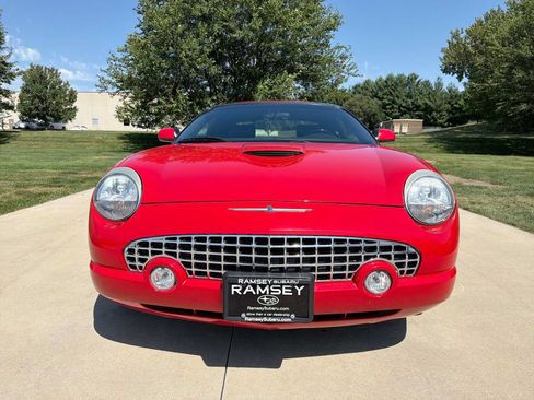 Used 2002 Ford Thunderbird RWD image 9
