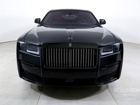 Used 2022 Rolls-Royce Ghost Black Badge image 7