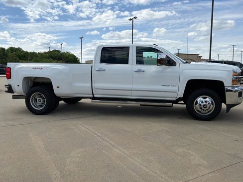 Used 2015 Chevrolet Silverado 3500 LTZ w/ Duramax Plus Package AWD/4WD image 27