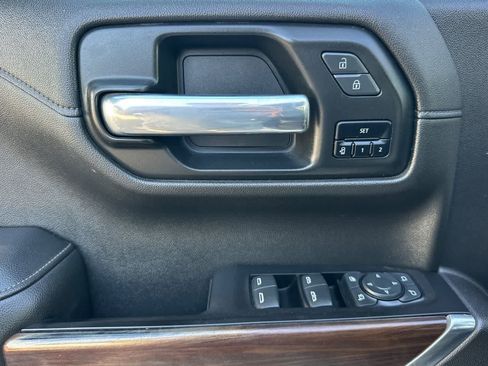 Used 2020 GMC Sierra 1500 SLT w/ SLT Premium Plus Package AWD/4WD image 13