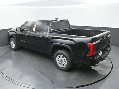 New 2026 Toyota Tundra SR5 w/ SR5 Convenience Package AWD/4WD image 29