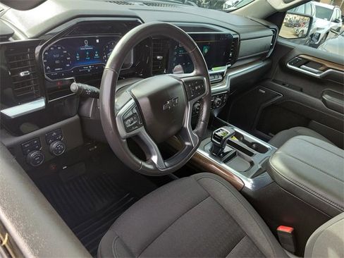 Used 2023 Chevrolet Silverado 1500 RST w/ Convenience Package II image 6