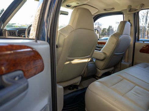 Used 2002 Ford F250 XL image 36