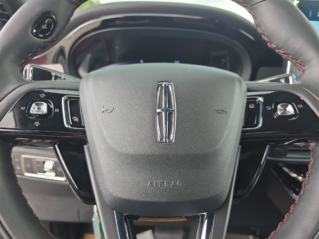 New 2025 Lincoln Corsair Grand Touring w/ Equipment Group 302A AWD/4WD image 22