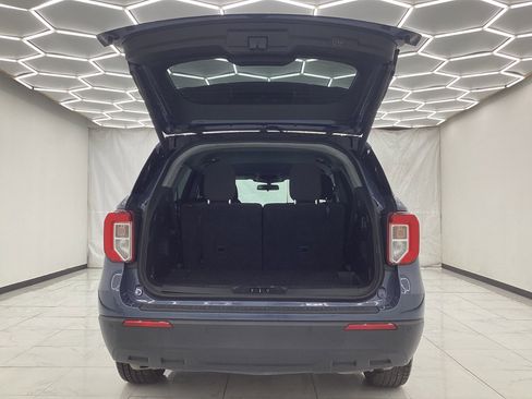 Used 2021 Ford Explorer XLT image 45