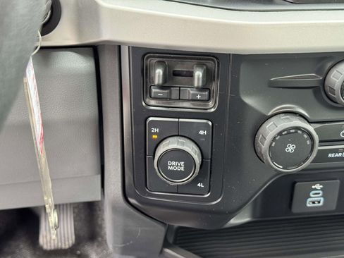 New 2026 Ford F350 XLT w/ XLT Value Package AWD/4WD image 17