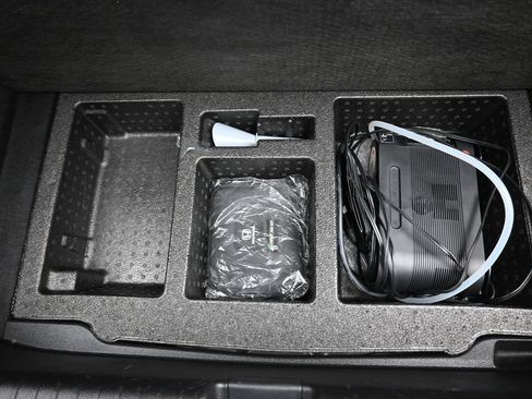 Used 2023 Honda Accord Sport image 47