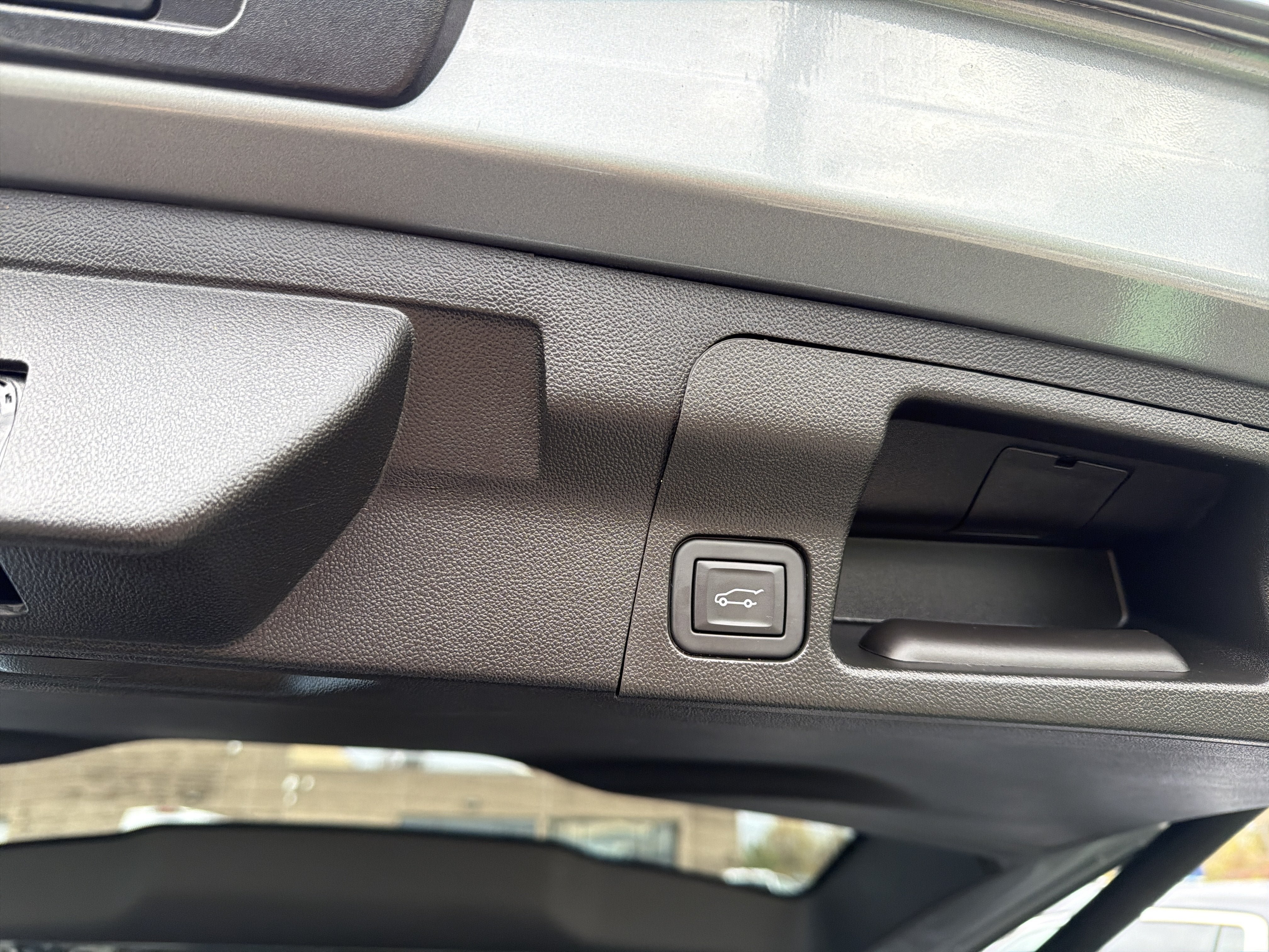 Used 2023 GMC Acadia Denali AWD/4WD image 29