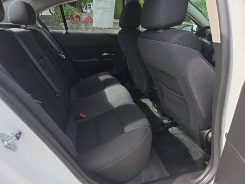 Used 2016 Chevrolet Cruze LT FWD image 20