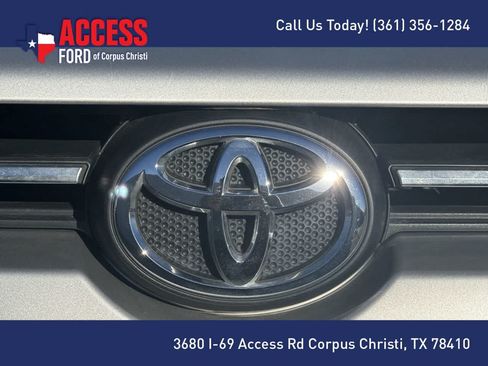 Used 2022 Toyota 4Runner SR5 AWD/4WD image 7