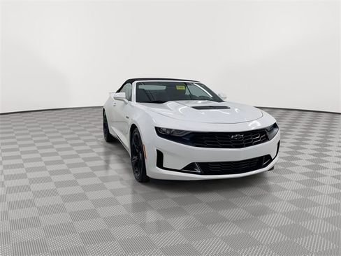 Certified 2023 Chevrolet Camaro LT w/ RS Package image 3